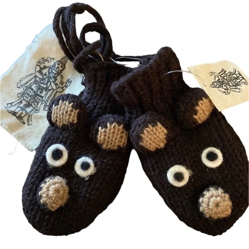 New Nirvanna Designs Brown Wool Bear Mittens with attached String Toddler